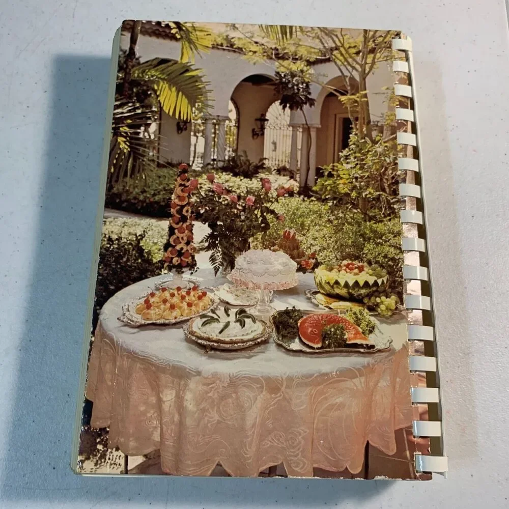 vintage Gourmet Gallery Cookbook Stuart Society St Petersburg Florida 1975